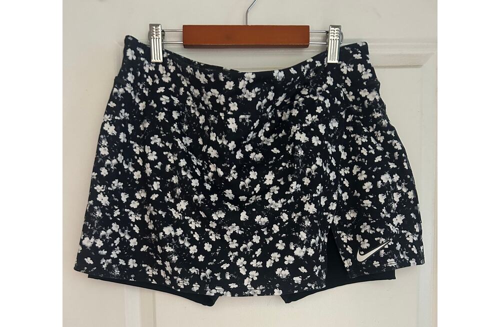 Nike Court Dri-FIT Victory Printed Floral Skort size Large